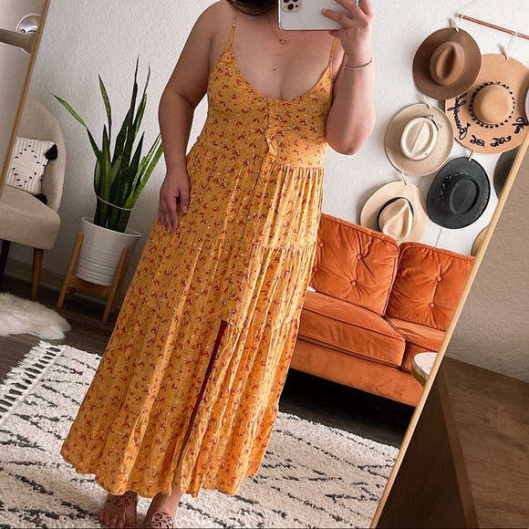 Band of Gypsies Floral Maxi Dress - Picture 6 of 8